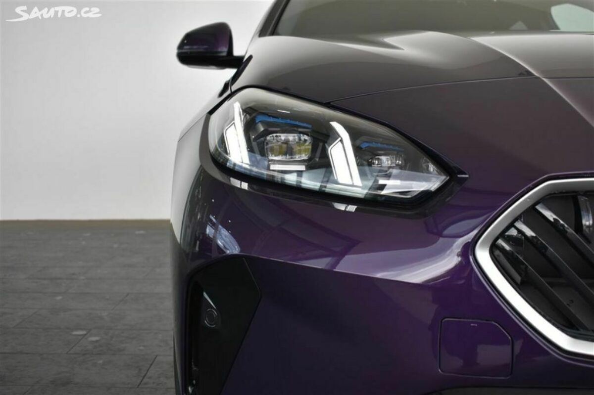 Fotografie vozu - klik pro zvětšení