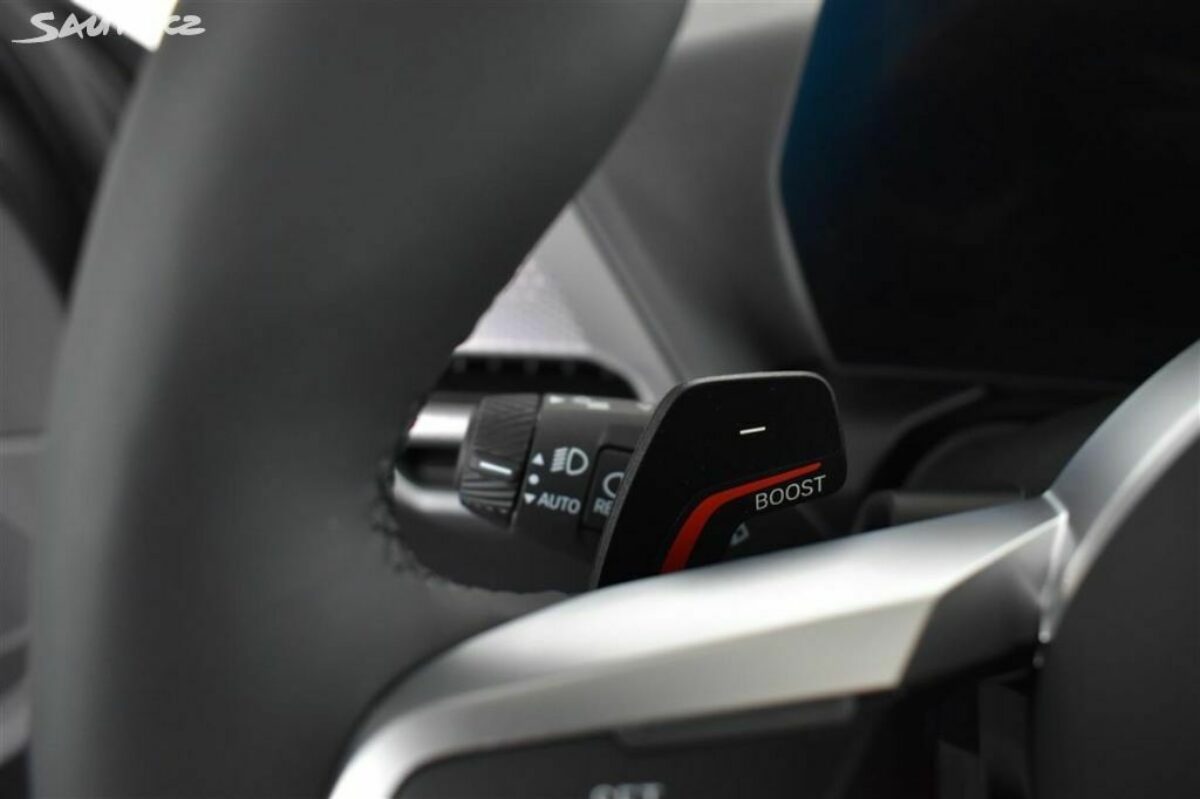 Fotografie vozu - klik pro zvětšení