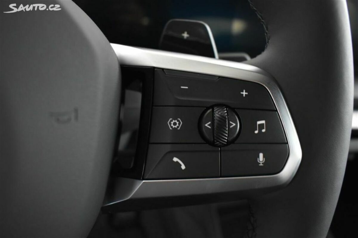 Fotografie vozu - klik pro zvětšení