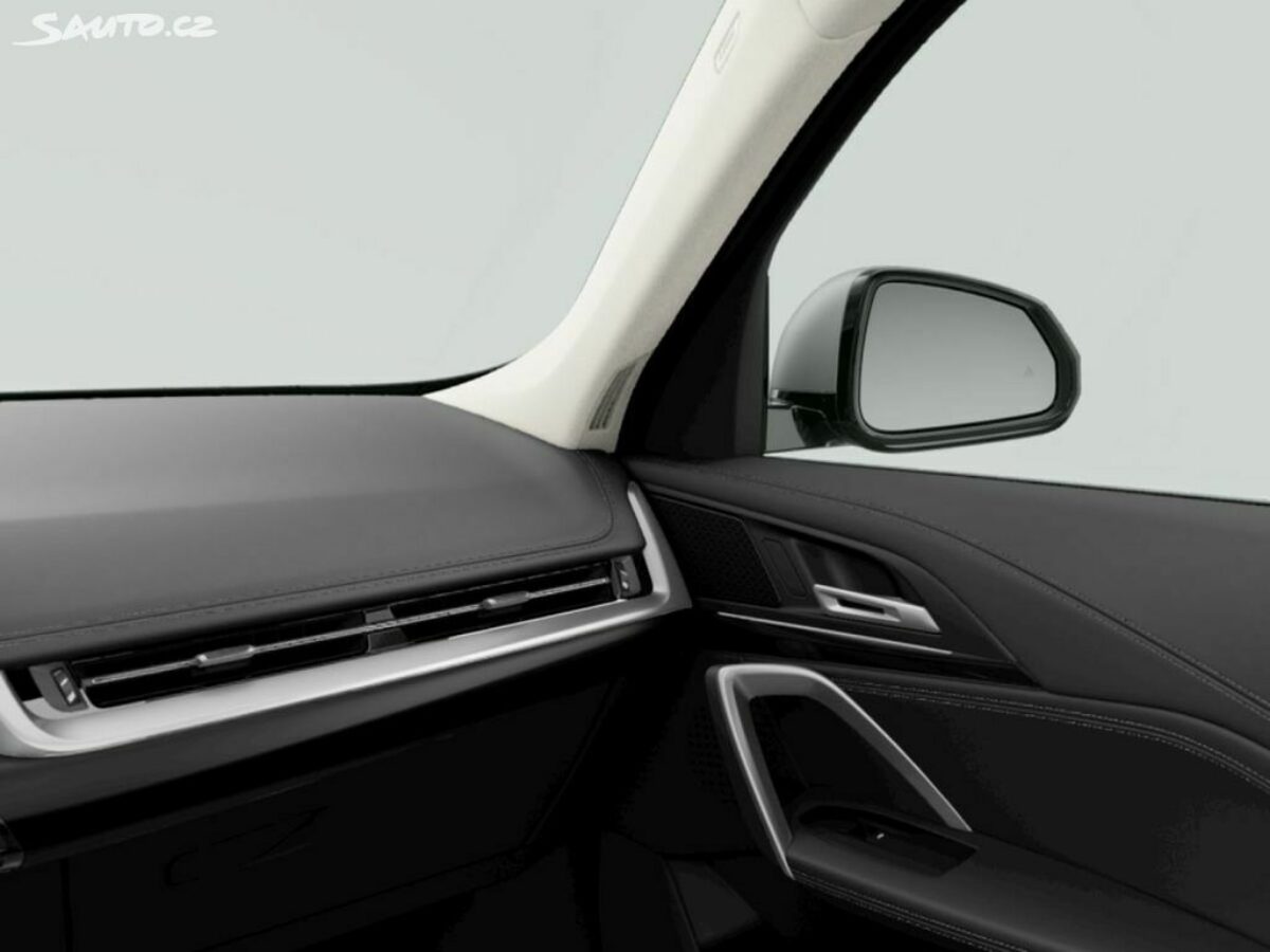 Fotografie vozu - klik pro zvětšení