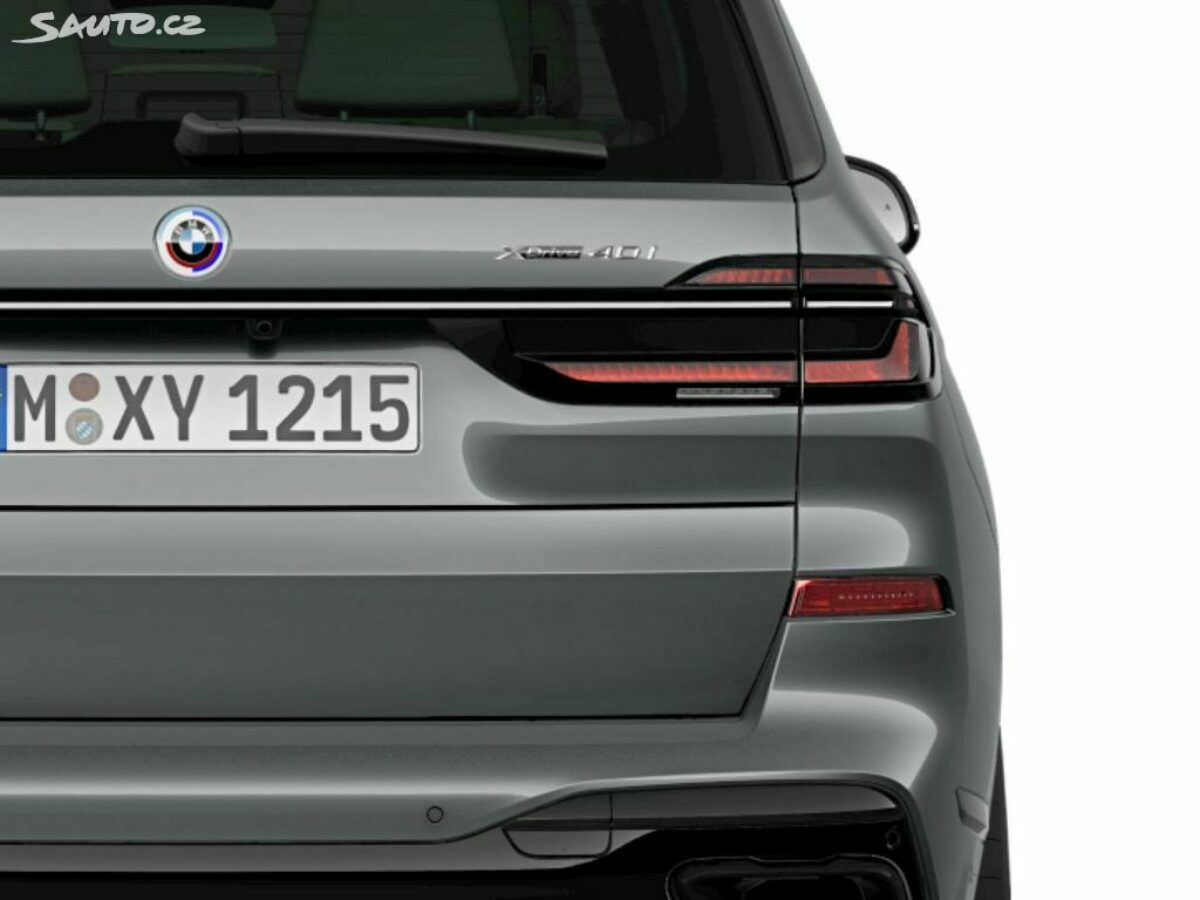 Fotografie vozu - klik pro zvětšení