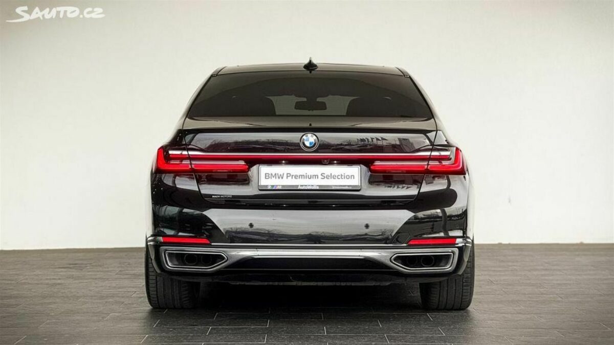 Fotografie vozu - klik pro zvětšení