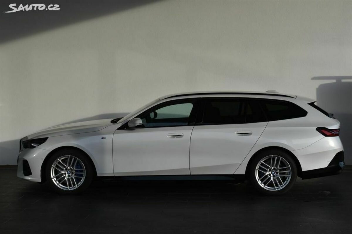 Fotografie vozu - klik pro zvětšení