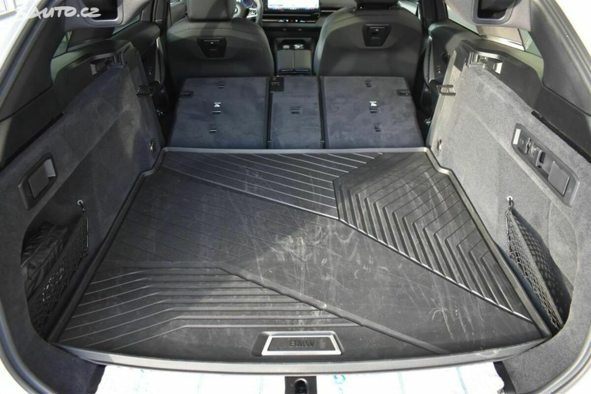 Fotografie vozu - klik pro zvětšení