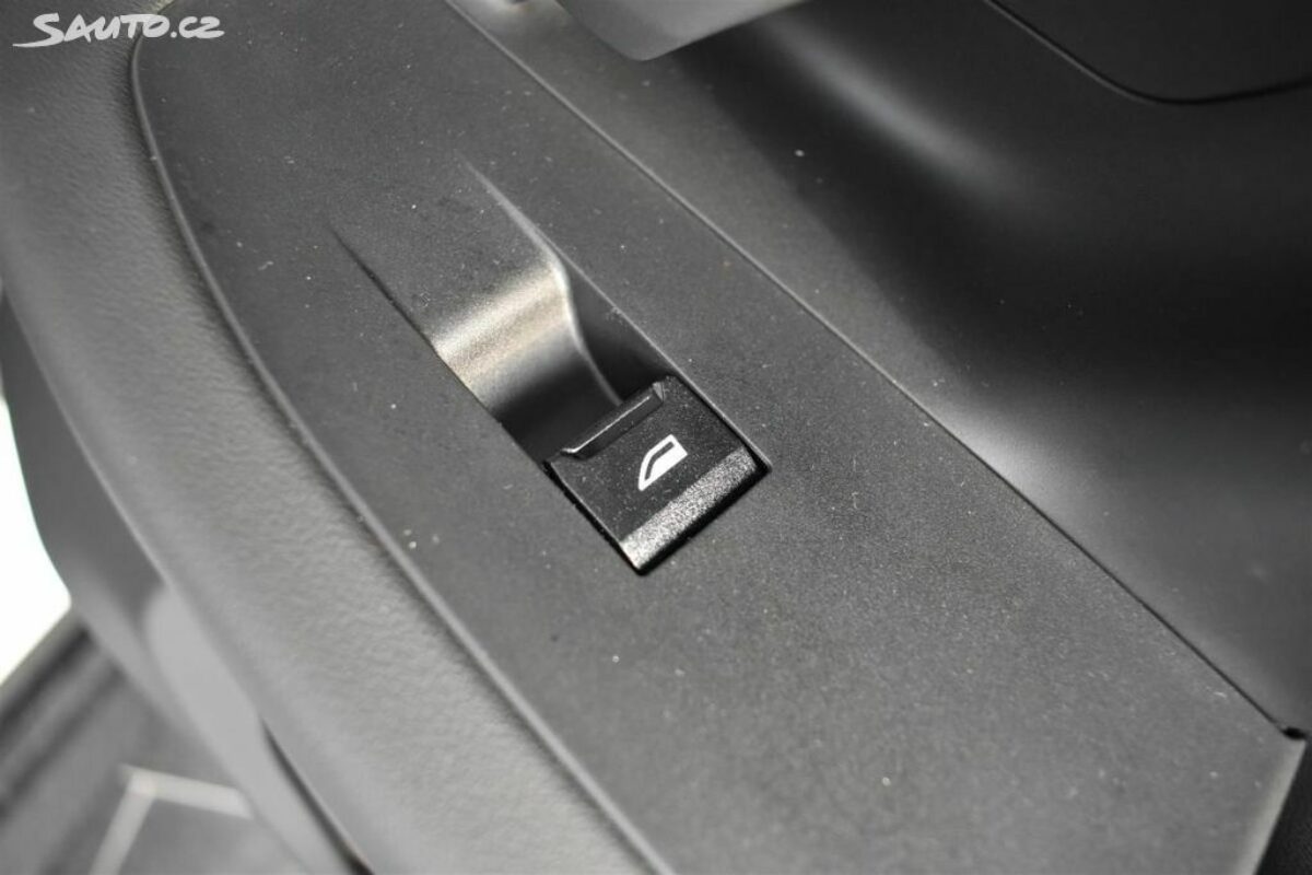 Fotografie vozu - klik pro zvětšení