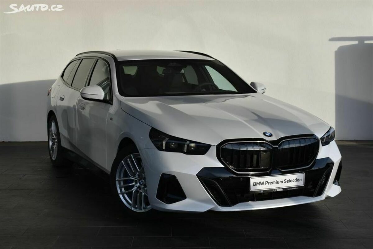 Fotografie vozu - klik pro zvětšení