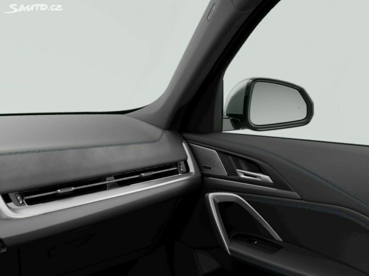 Fotografie vozu - klik pro zvětšení