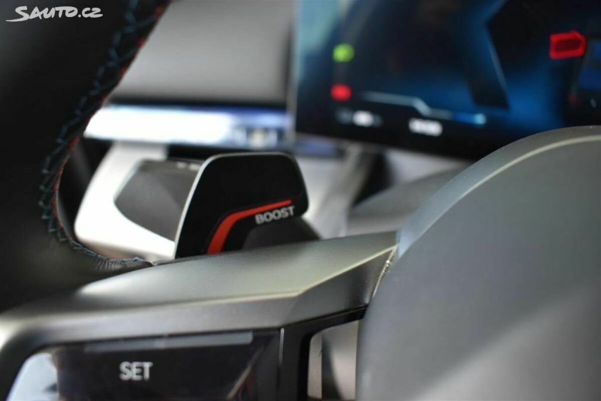 Fotografie vozu - klik pro zvětšení