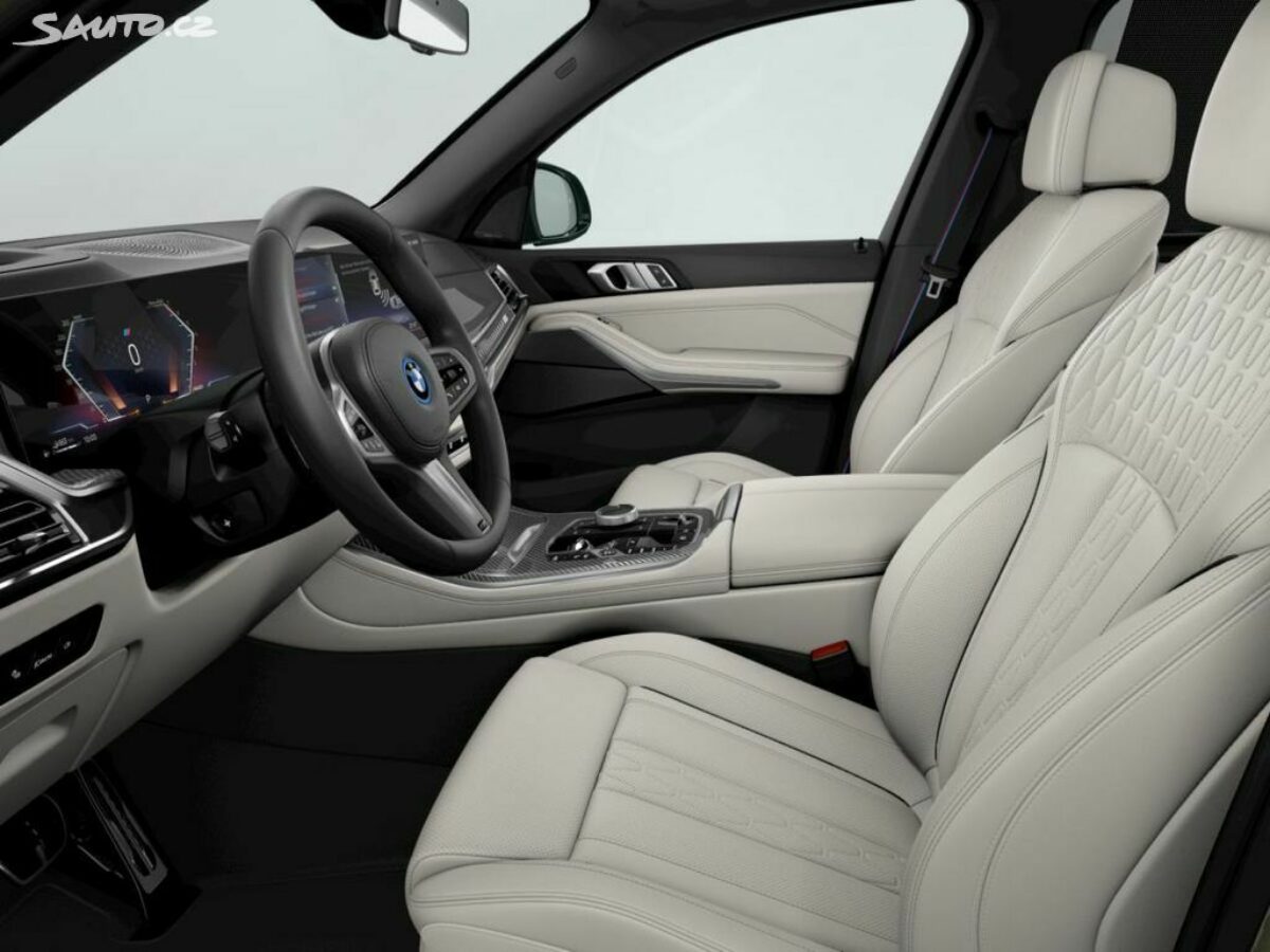 Fotografie vozu - klik pro zvětšení