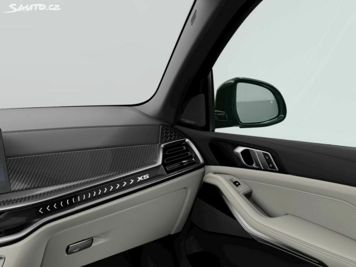 Fotografie vozu - klik pro zvětšení