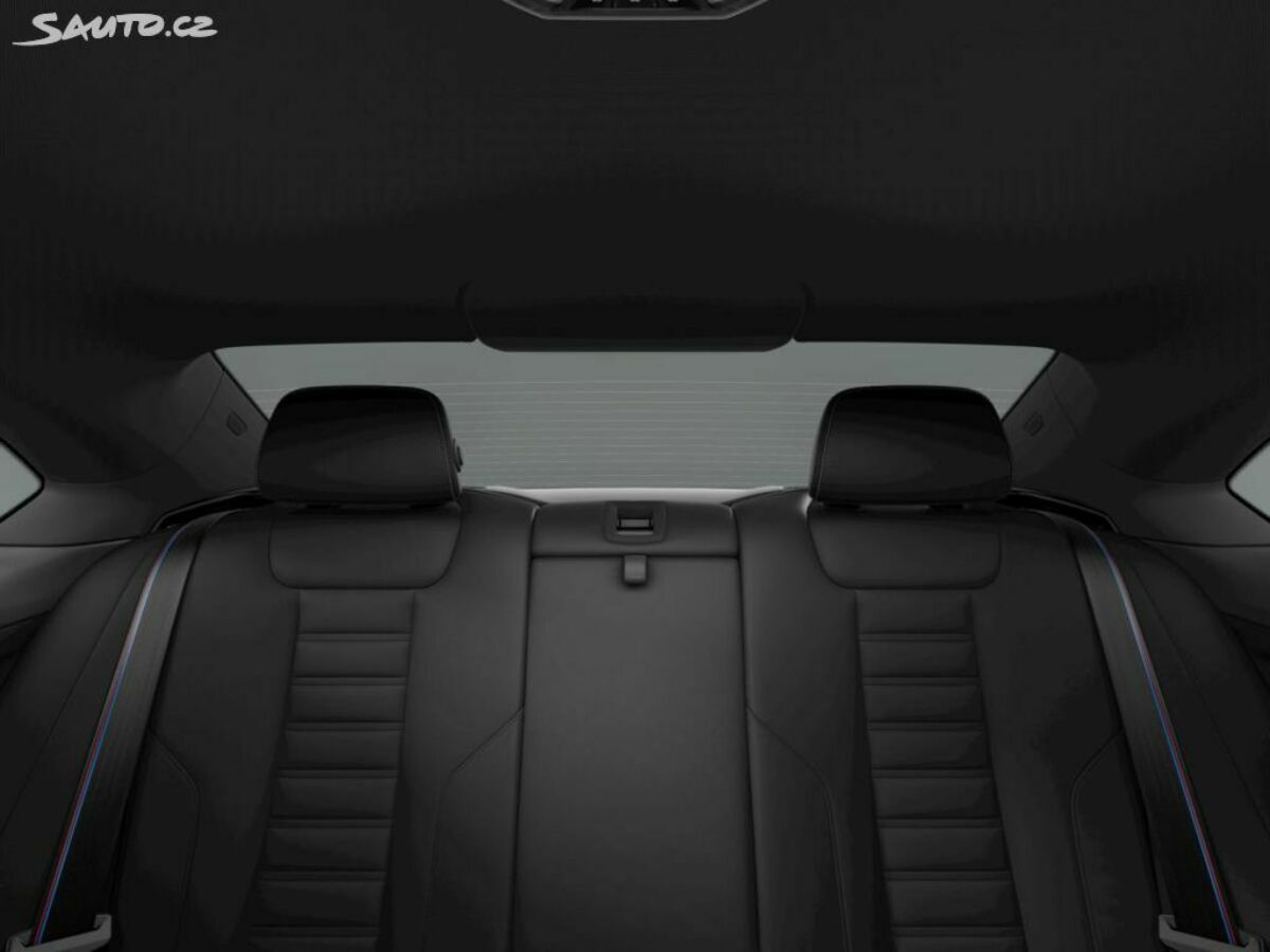 Fotografie vozu - klik pro zvětšení