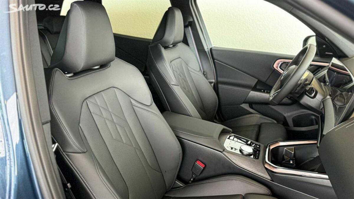 Fotografie vozu - klik pro zvětšení