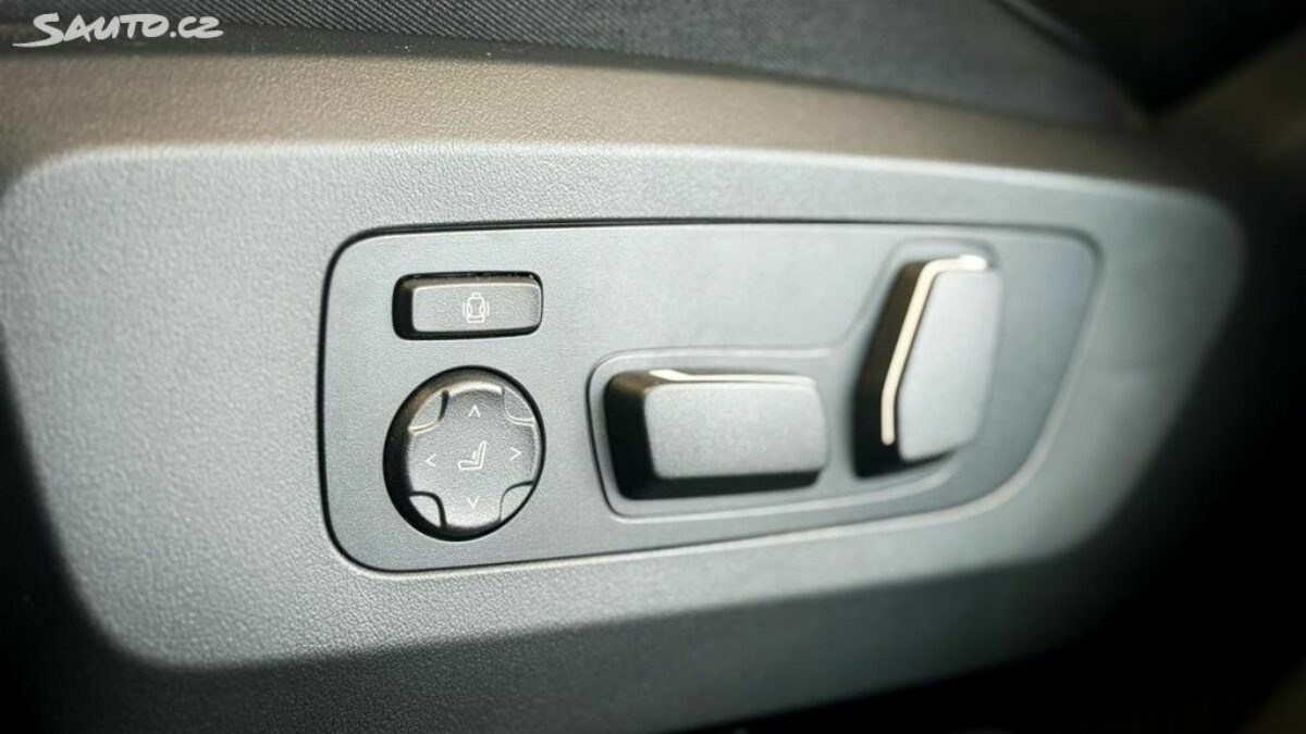 Fotografie vozu - klik pro zvětšení