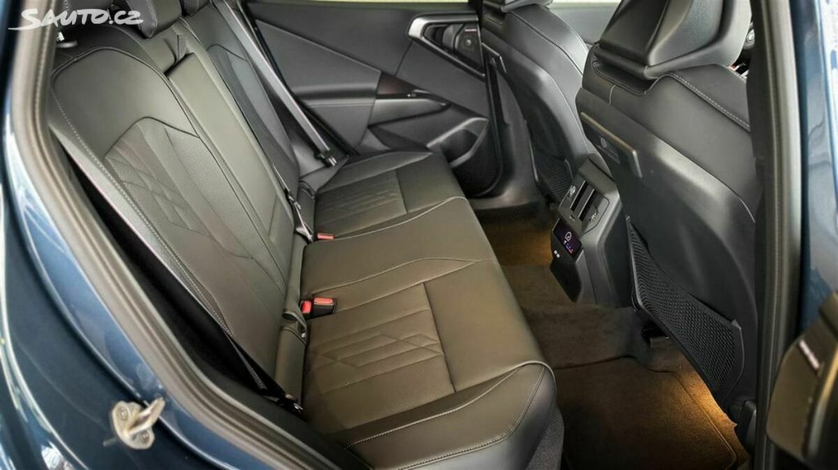 Fotografie vozu - klik pro zvětšení