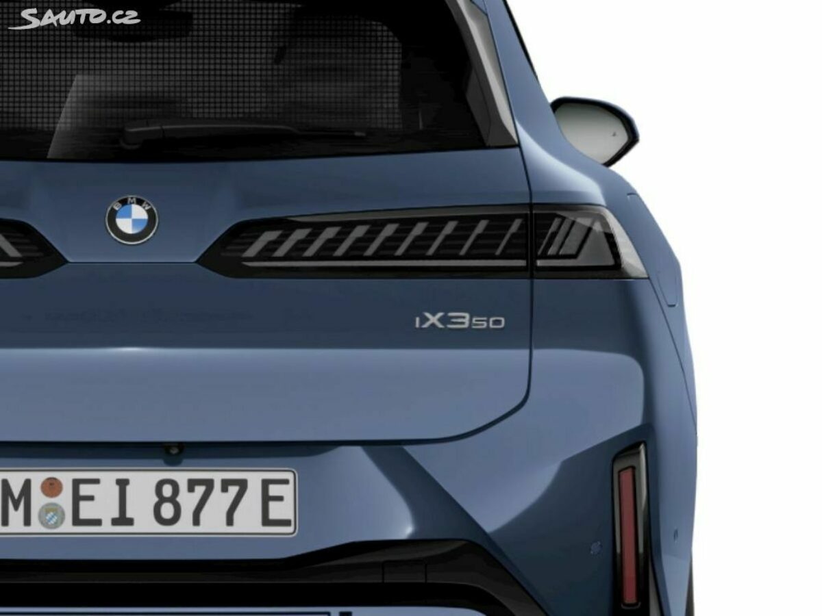 Fotografie vozu - klik pro zvětšení