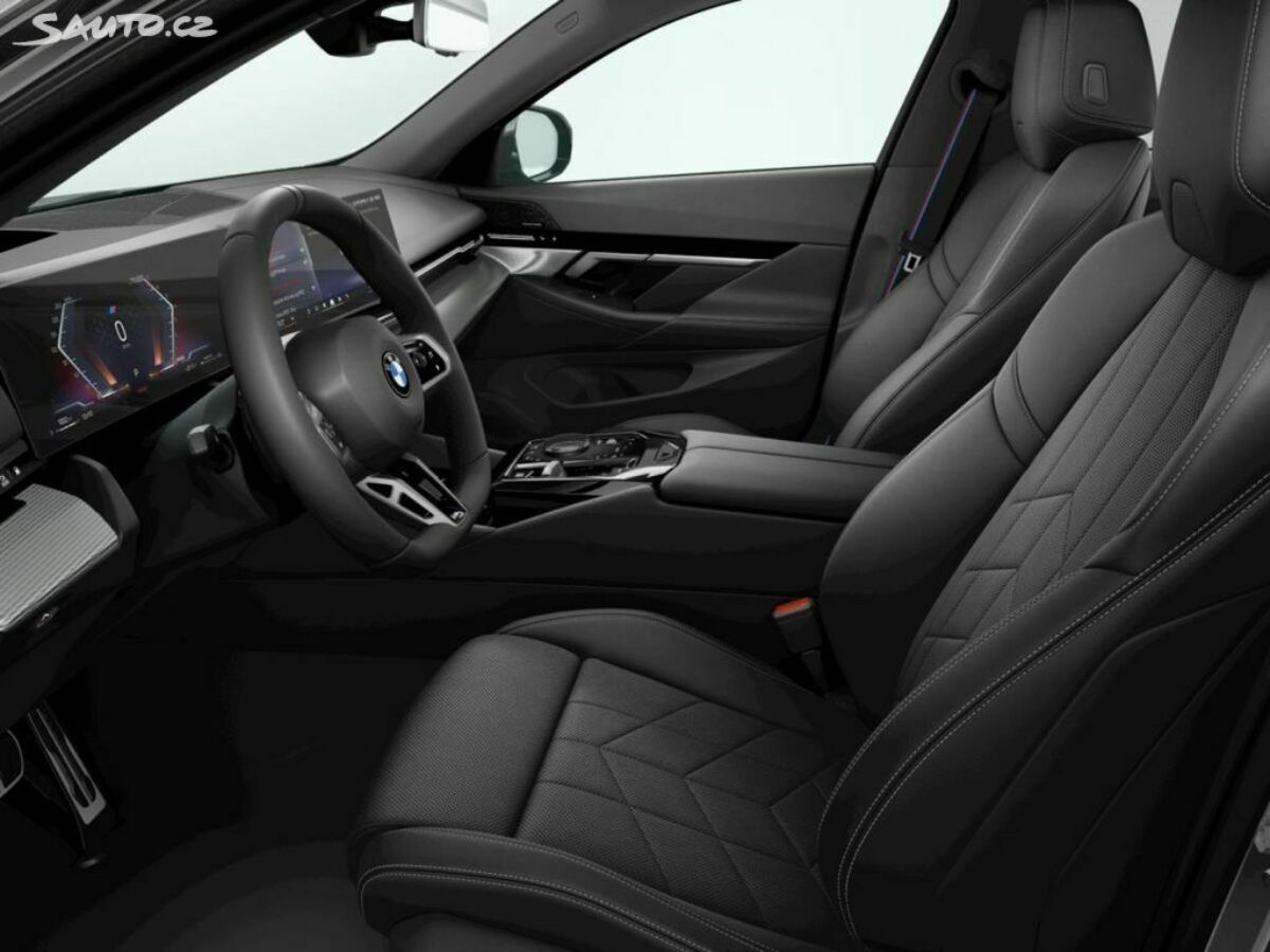 Fotografie vozu - klik pro zvětšení