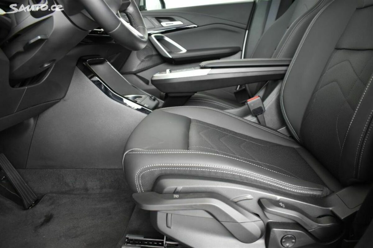 Fotografie vozu - klik pro zvětšení