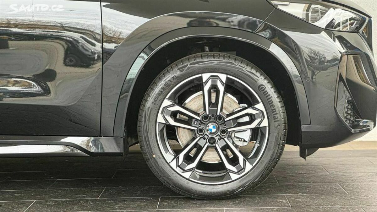 Fotografie vozu - klik pro zvětšení