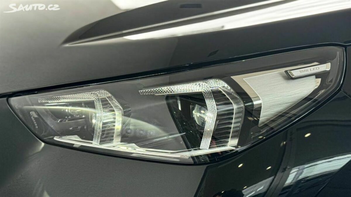 Fotografie vozu - klik pro zvětšení