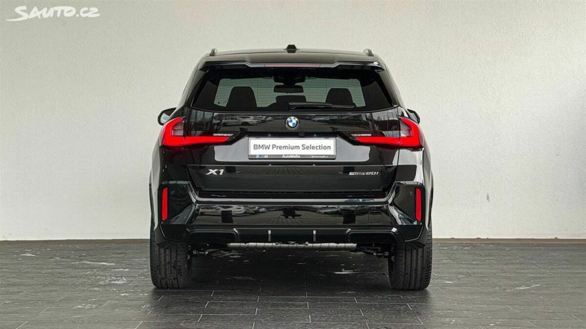 Fotografie vozu - klik pro zvětšení