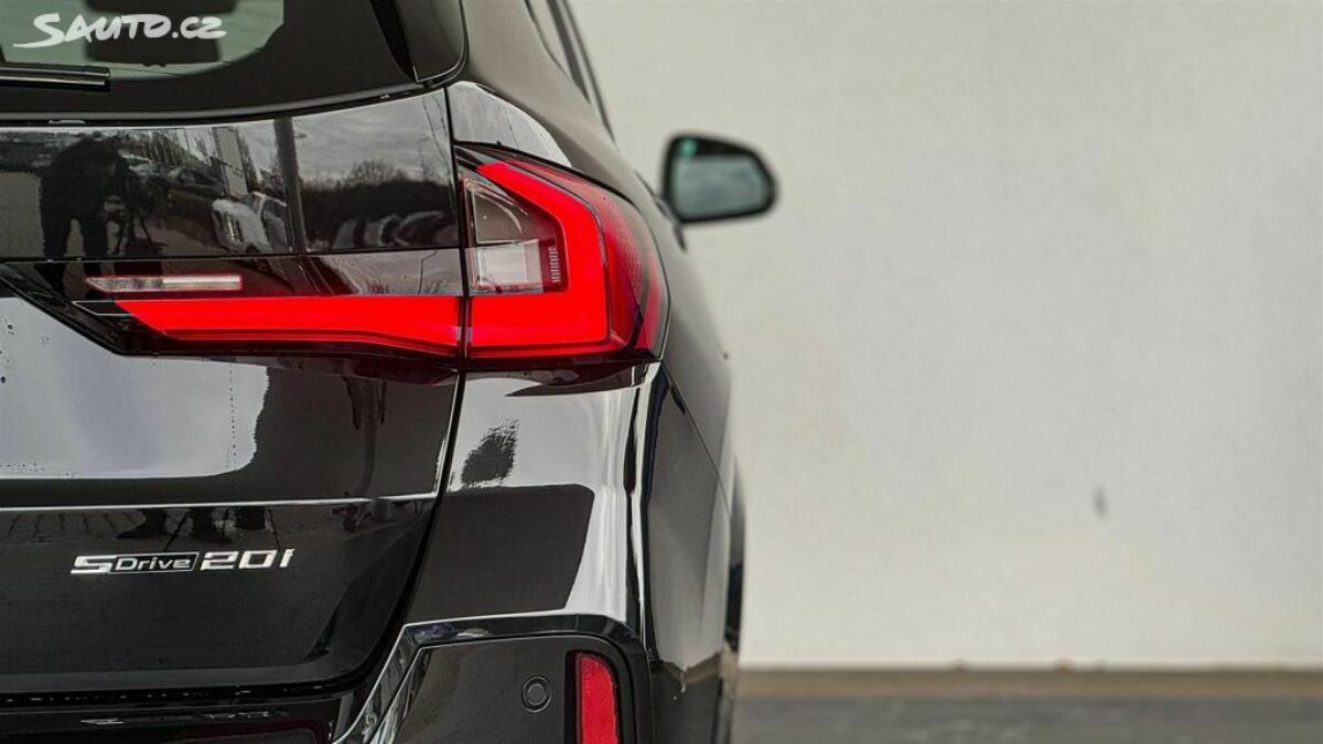 Fotografie vozu - klik pro zvětšení