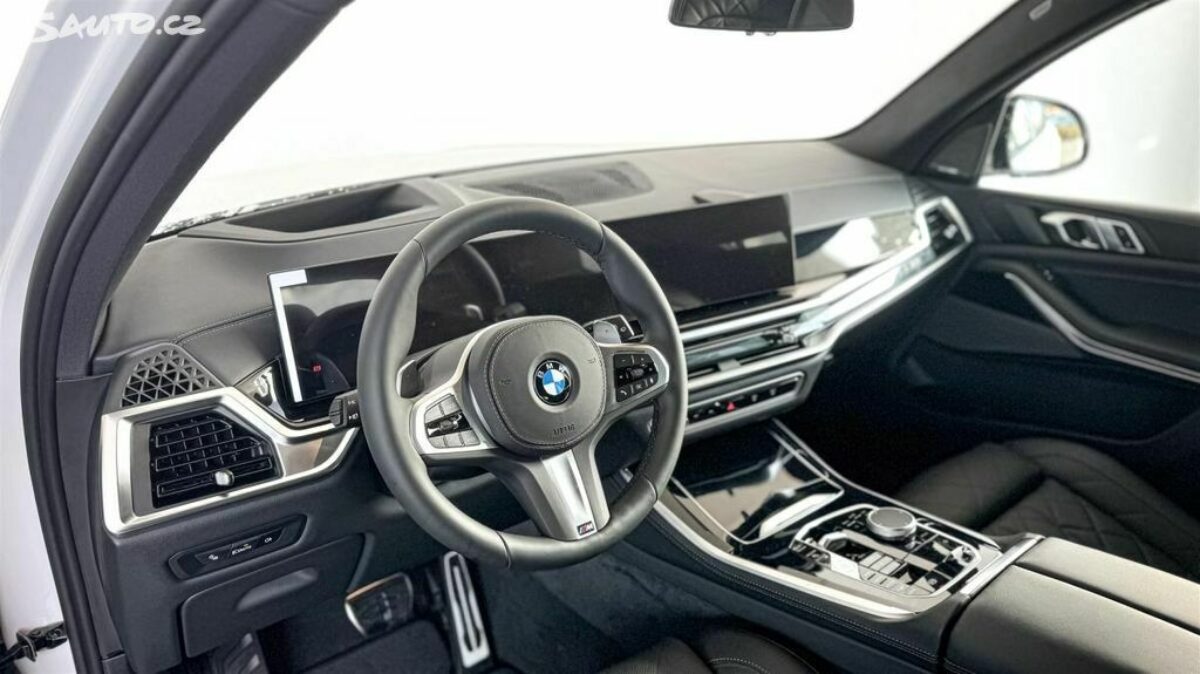 Fotografie vozu - klik pro zvětšení