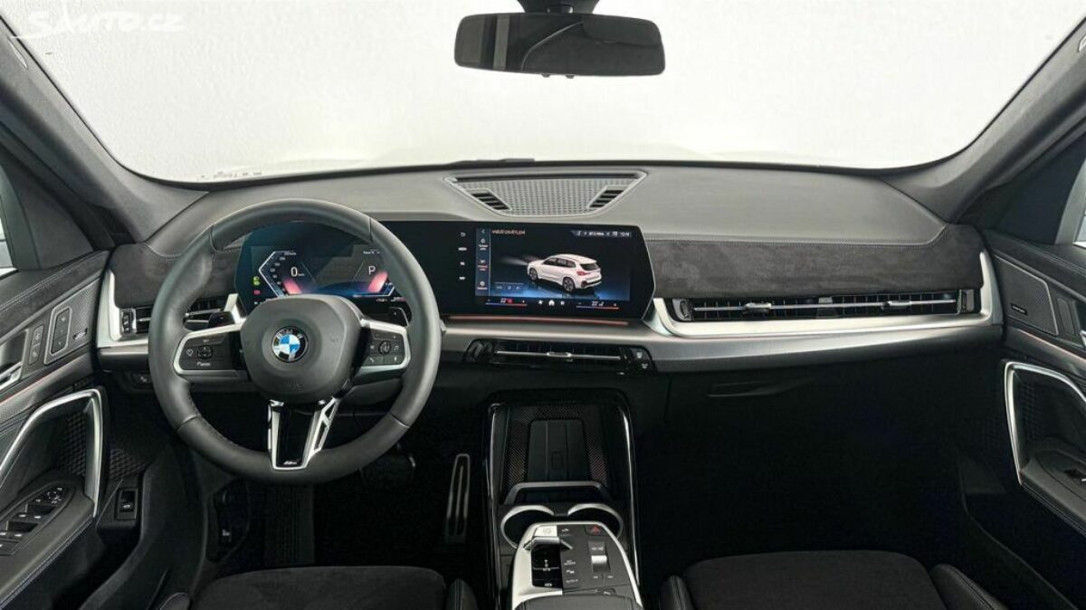 Fotografie vozu - klik pro zvětšení