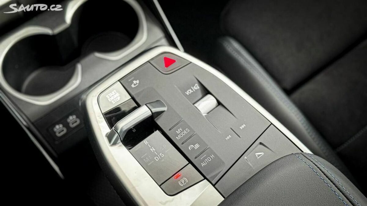 Fotografie vozu - klik pro zvětšení