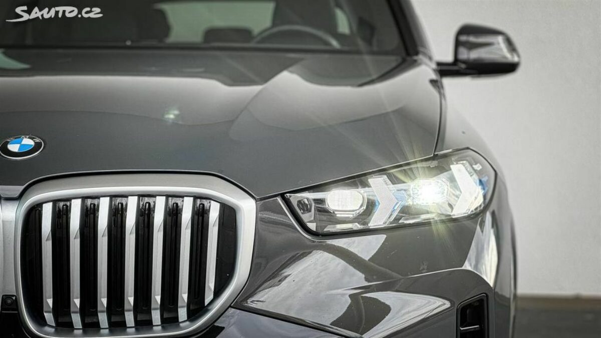 Fotografie vozu - klik pro zvětšení