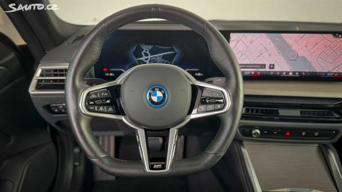 Fotografie vozu - klik pro zvětšení