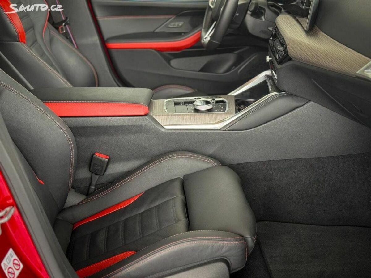 Fotografie vozu - klik pro zvětšení