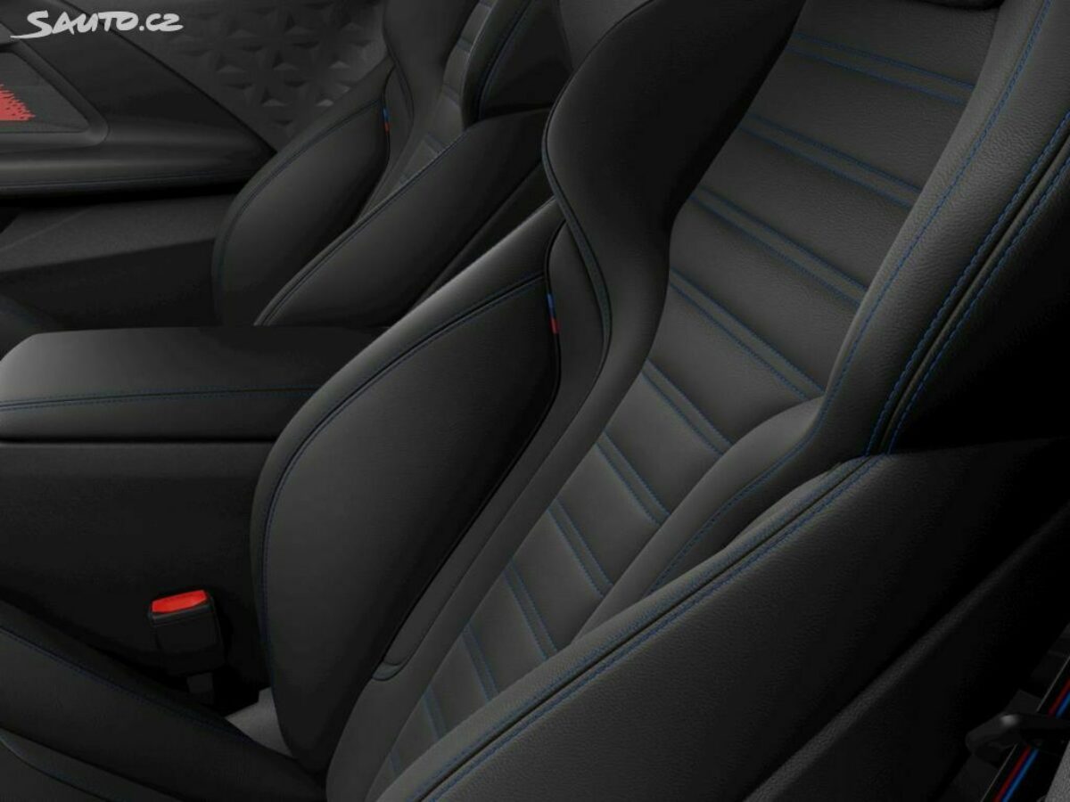 Fotografie vozu - klik pro zvětšení