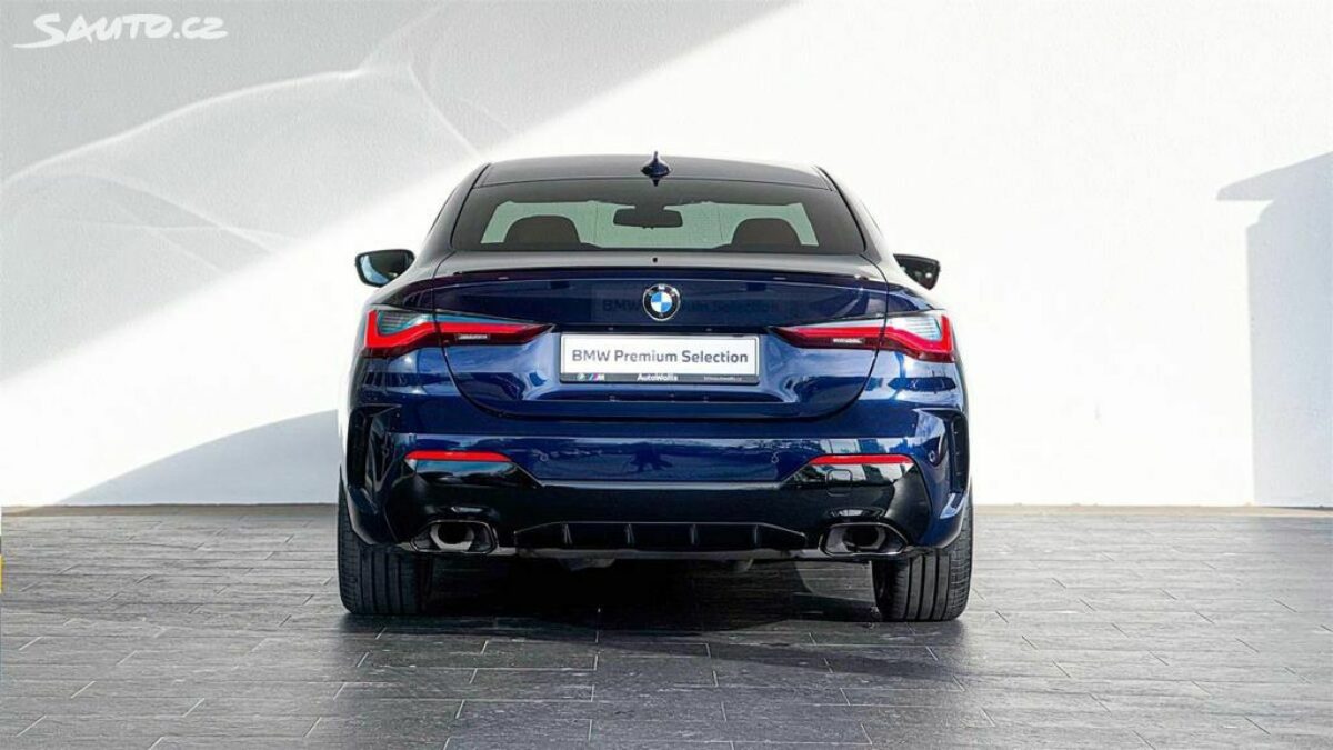 Fotografie vozu - klik pro zvětšení