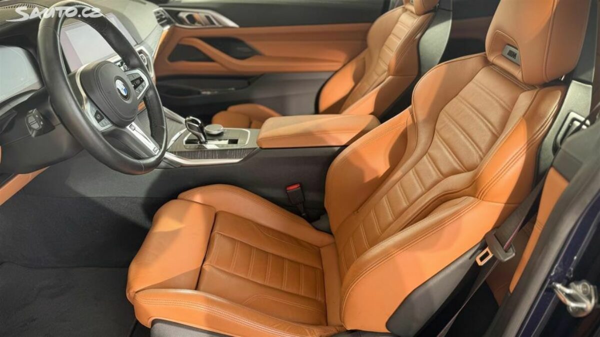 Fotografie vozu - klik pro zvětšení