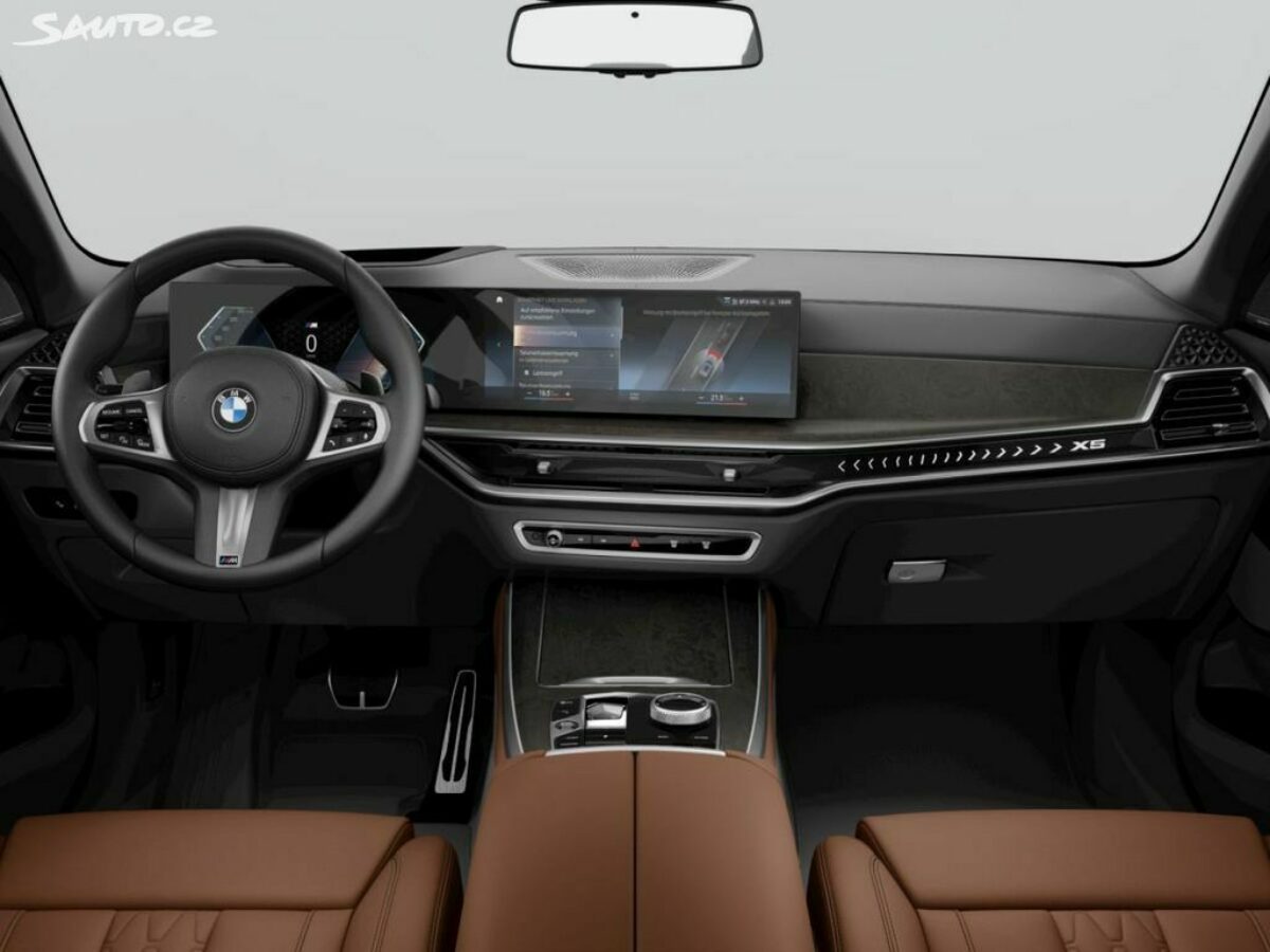 Fotografie vozu - klik pro zvětšení