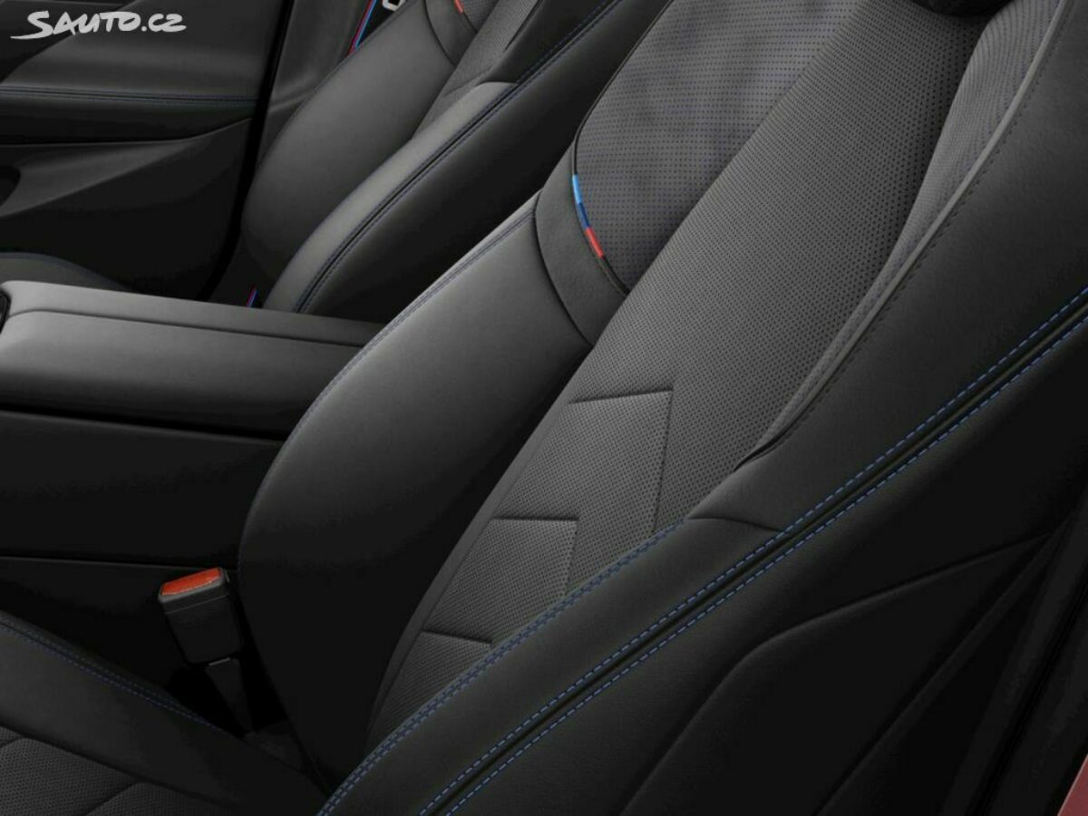 Fotografie vozu - klik pro zvětšení