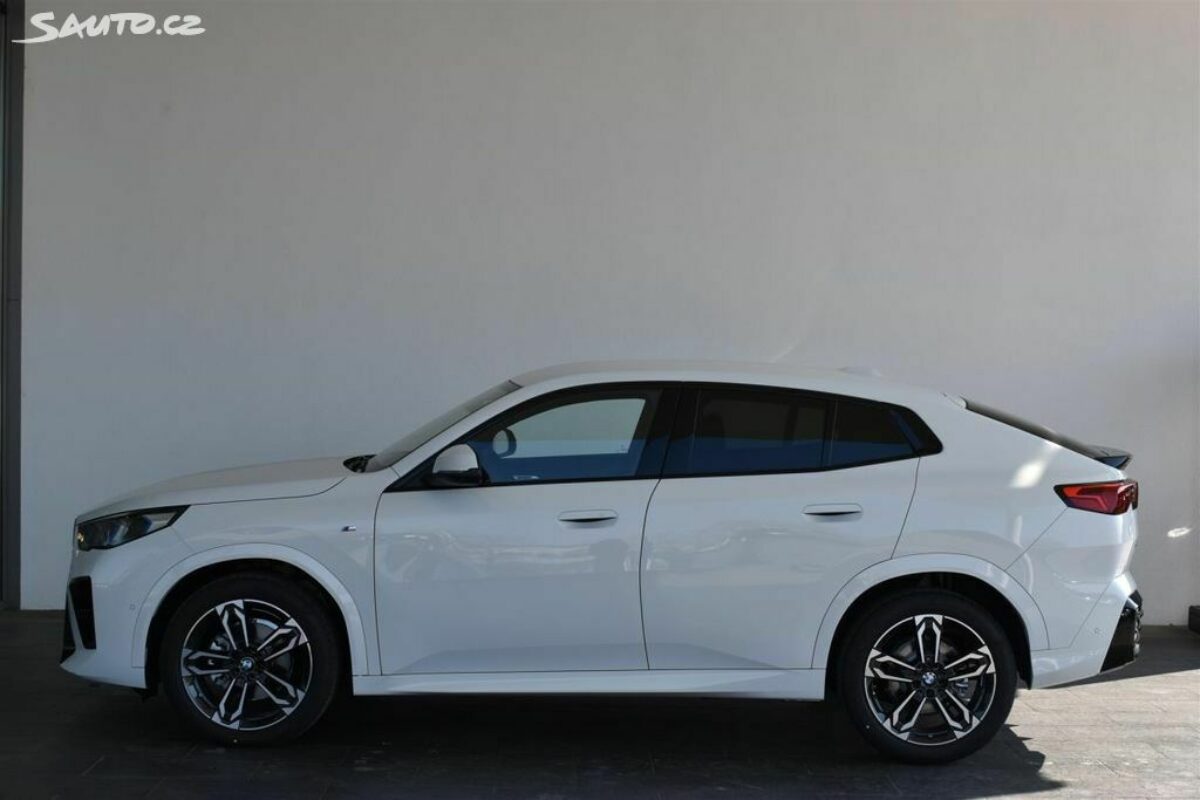 Fotografie vozu - klik pro zvětšení