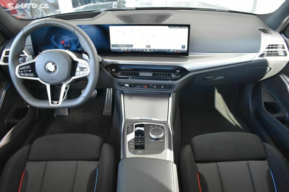 Fotografie vozu - klik pro zvětšení