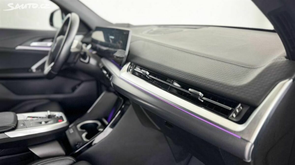 Fotografie vozu - klik pro zvětšení