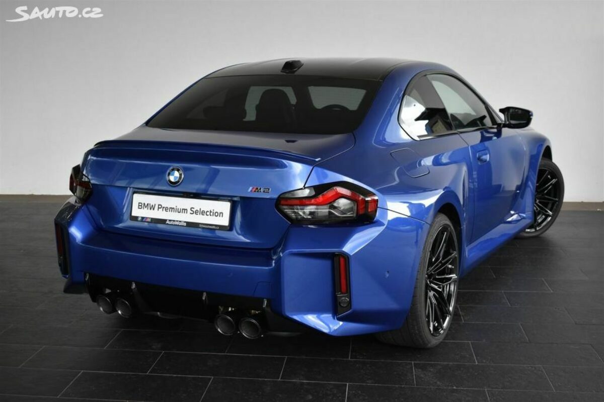 Fotografie vozu - klik pro zvětšení