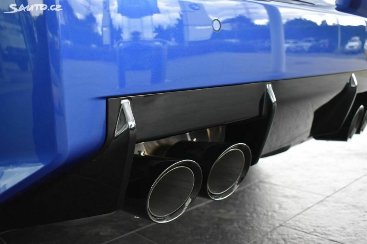 Fotografie vozu - klik pro zvětšení