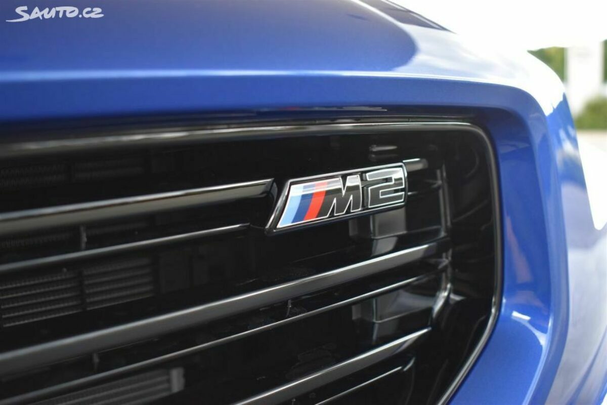 Fotografie vozu - klik pro zvětšení