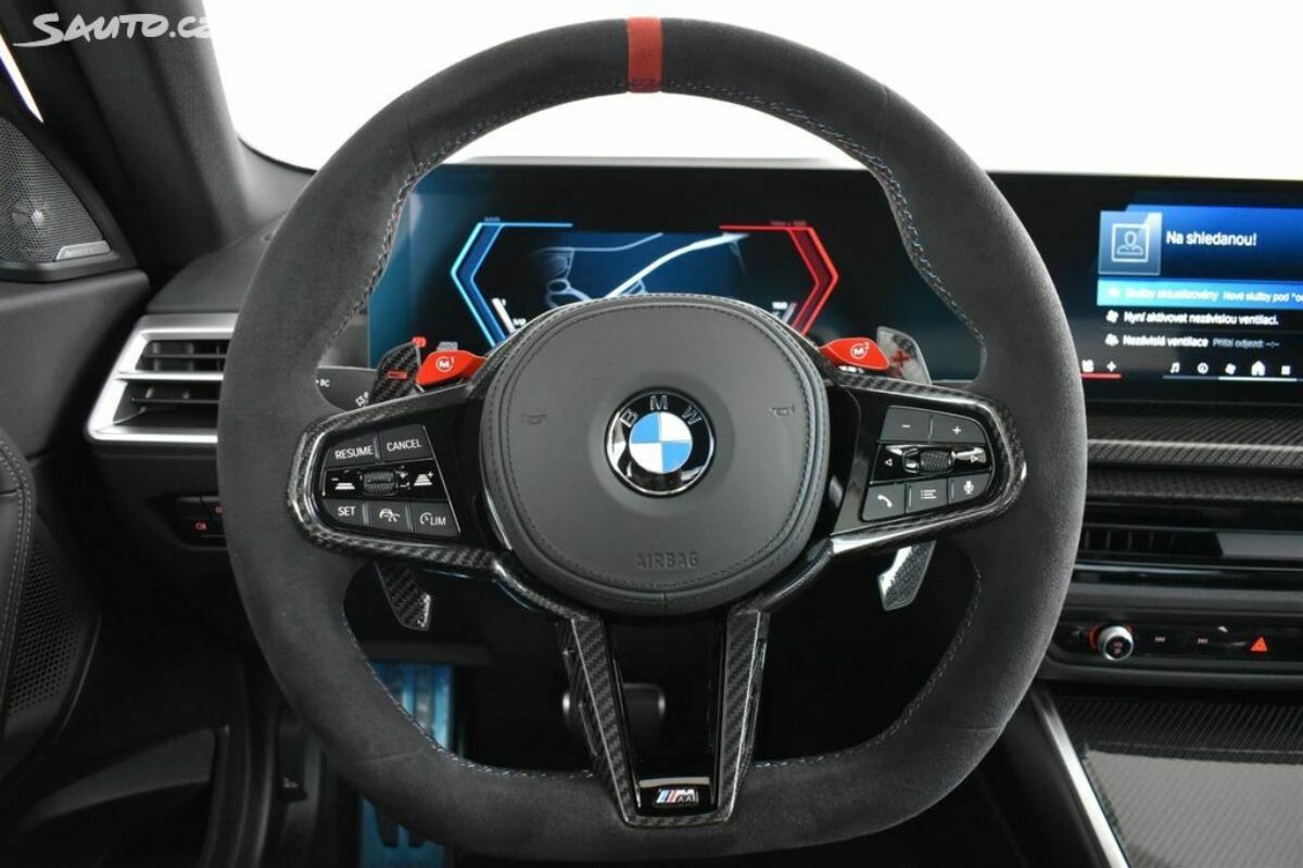 Fotografie vozu - klik pro zvětšení