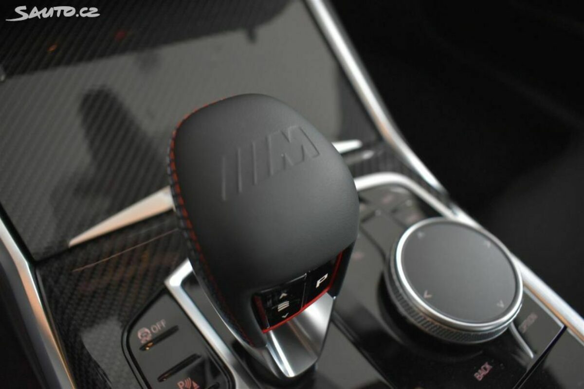 Fotografie vozu - klik pro zvětšení