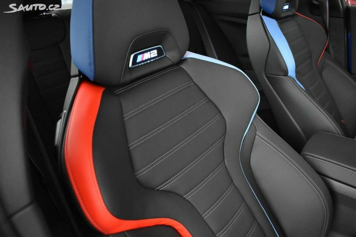 Fotografie vozu - klik pro zvětšení