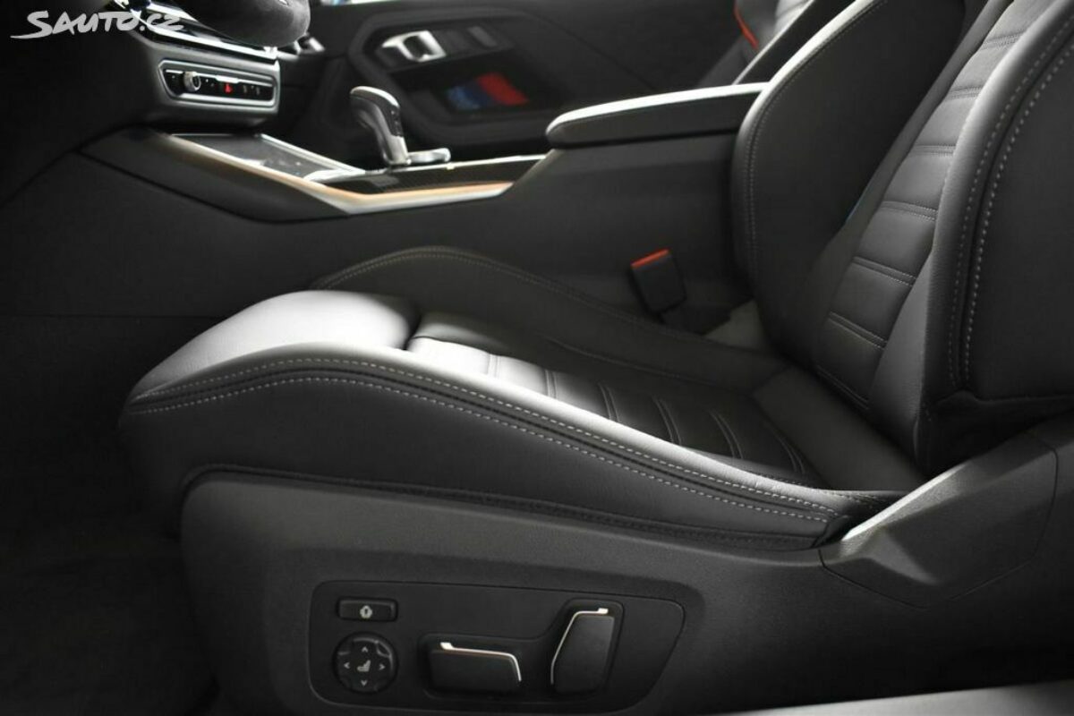 Fotografie vozu - klik pro zvětšení