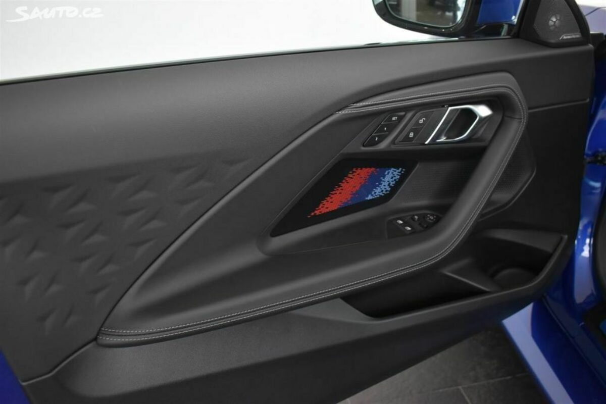 Fotografie vozu - klik pro zvětšení