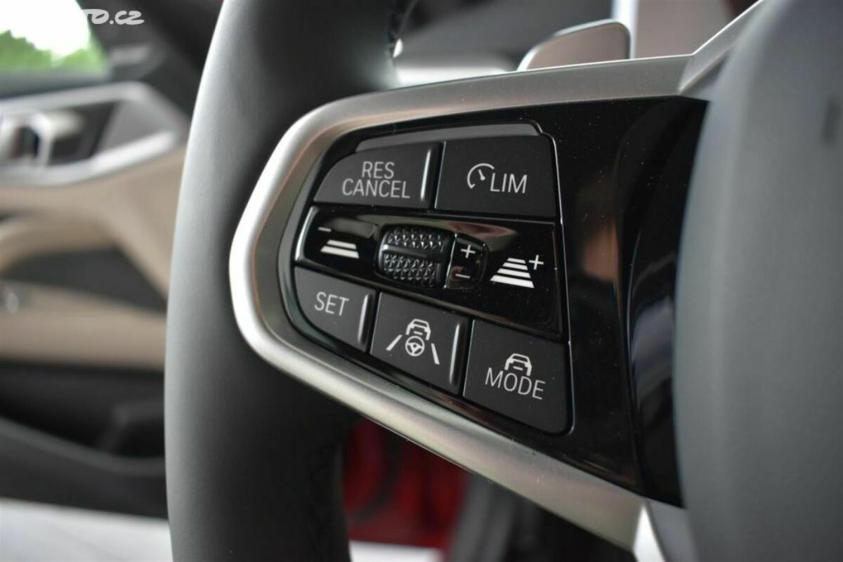 Fotografie vozu - klik pro zvětšení