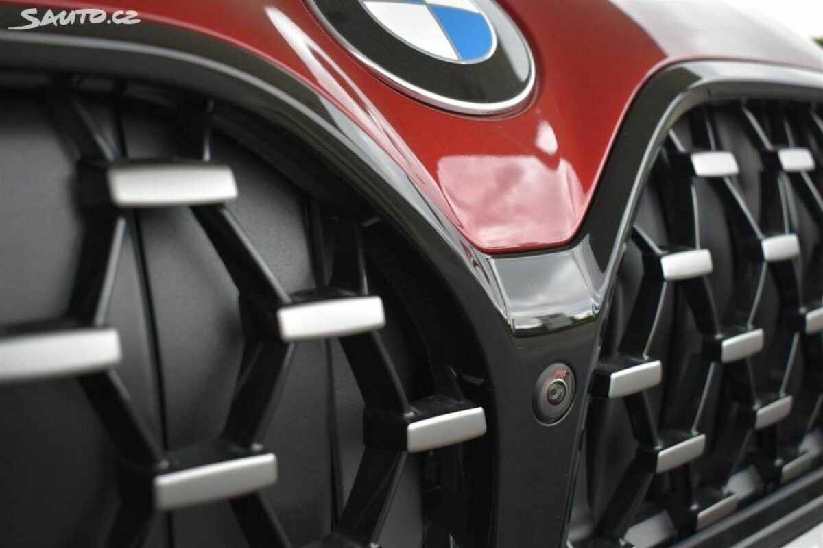 Fotografie vozu - klik pro zvětšení