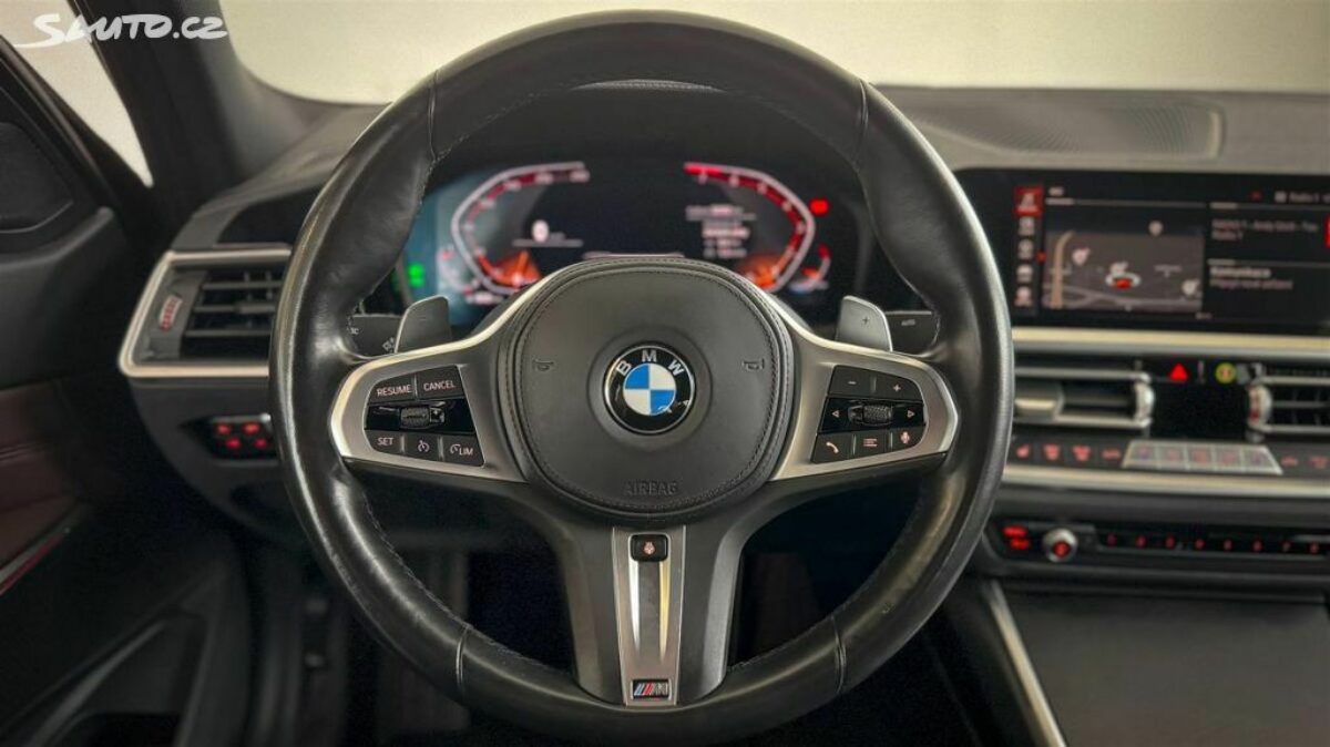 Fotografie vozu - klik pro zvětšení